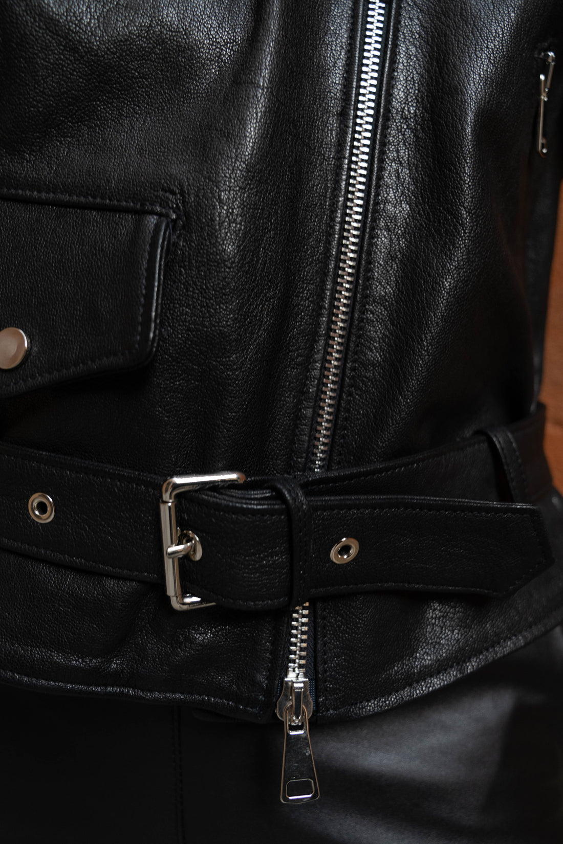 ANNY, le perfecto oversize en cuir de luxe