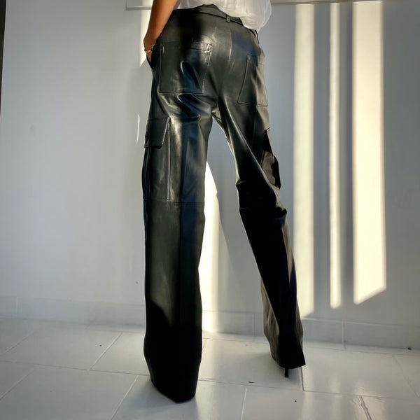 JACQUELINE : le plus chic des Pantalons cargo en cuir